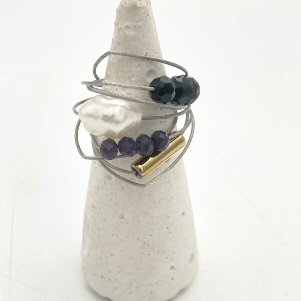 ring with hematite and natural pearl
