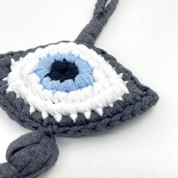 "lucky eye" <br> handmade knitted