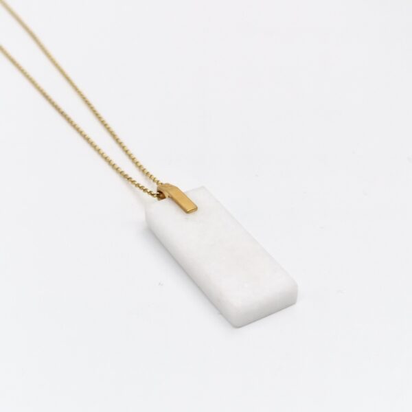 white marble necklace - column