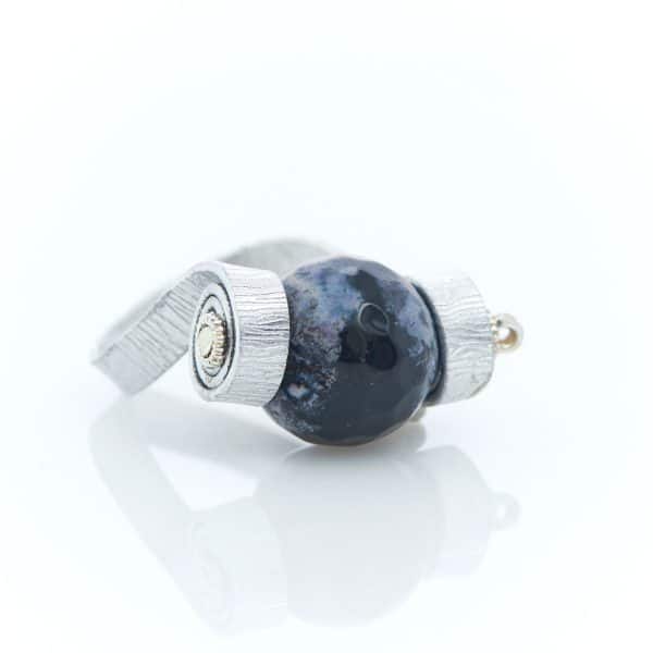 δαχτυλίδι ασημί με σκούρο μπλε αχάτη