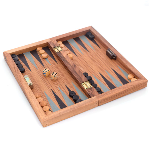 board game backgammon and chess