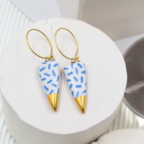 handmade ceramic earrings-blue/white