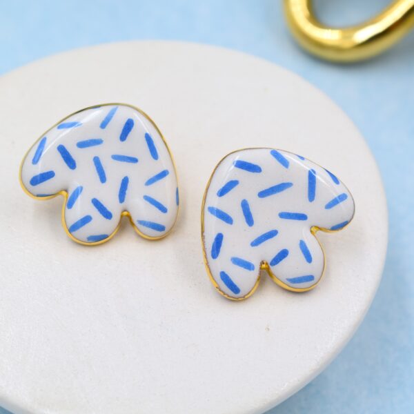 handmade ceramic earrings-blue/white